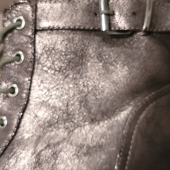 DIBA Distressed Metallic Gray/Silver Lace Up Ankle Boot 8M Side Zipper - Picture 3 of 5